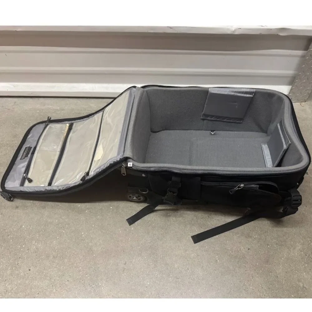 Think Tank Photo Airport Security V2.0 Rolling Camera Backpack Carry On Black